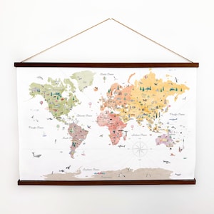 Leinwand zum Aufhängen, Erdfarben, Erdfarben, Weltkarte | Reise Wand Kunst | Kinder Weltkarte | Kinderzimmer Wand Dekor | Aquarell Weltkarte | Tierkarte