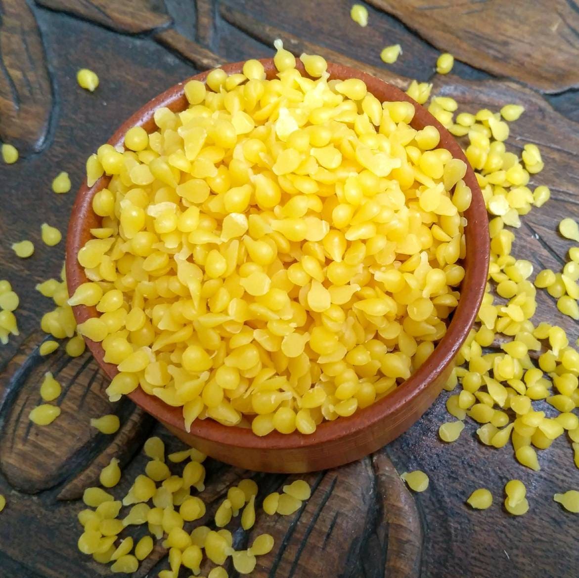Organic Yellow Beeswax Pellets 1 lb, Pure, Natural, Cosmetic Grade Bees  Wax, Triple Filtered, Great for Diy Lip Balm, Food Wrap, Lotions