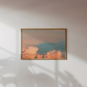 Cielos serenos: Nubes ruborizadas al atardecer en Anna Maria Island, Florida - Impresión de descarga digital por Arielle Vey