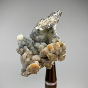 RARE Wulfenite Chalcedony Matrix Specimen. Finch Mine. Arizona