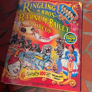 Programa del circo Ringling Bros. & Barnum & Bailey de 1985 con póster original. ¡Excelente estado!