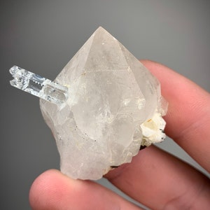 Etched Goshenite Aquamarine Quartz Crystal Specimen! 33g Skardu