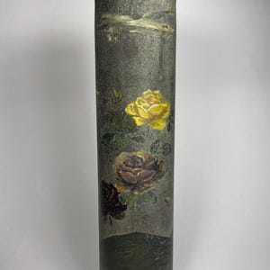Unique Trench Art. WW1 Artillery Shell Vase. “Toter Mann” German 75mm. Floral Motif. Hand Painted