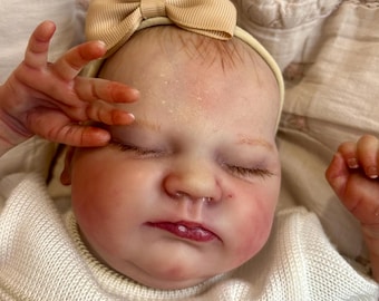 Quinlyn 45 cm | Op bestelling gemaakt | Handgemaakte hyperrealistische babypop met complete babyuitrusting | Met of zonder echtheidscertificaat