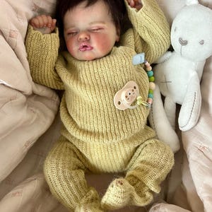 Reborn baby, hyper-realistic doll. Quinbee