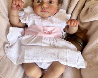 Bebé reborn, POR ENCARGO,muñeco hiperrealista. Lily