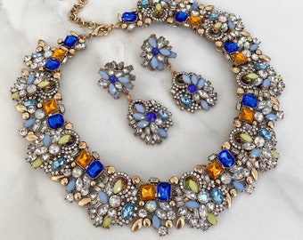 Ensemble collier et boucles d'oreilles bleu royal et multicolore || Bijoux en strass | Cadeaux de bijoux pour elle