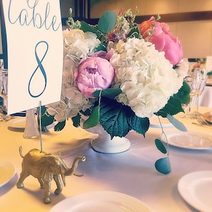 Porte-numéros de table de mariage Safari - Détenteurs de cartes de place de mariage - Choisissez votre animal de fête - Faveurs de mariage - porte-numéros de table d’animal