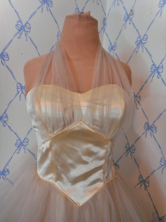 Vintage 1940s-1950s ivory satin tulle cocktail dre