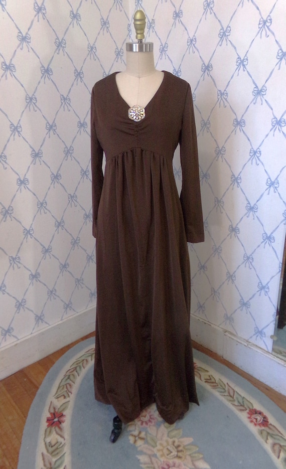 Vintage 1970's handmade brown knit floor length lo