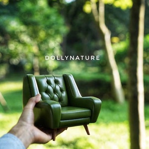 DollyNature 1:6 Scale  Furniture ~Nordic Style Sofa with Wide Armrest for 12 Inch Doll ~Only the Single Green Leather Mini Sofa
