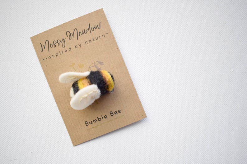 Needle Felted and Hand Embroidered Bumble Bee, Bumble Bee Pin, Bee Brooch, Little Bee, Wool Bee, Nature Gift image 6