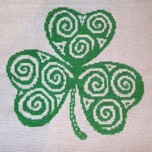Tribal Shamrock Kreuzstichvorlage