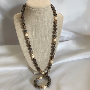 Rare Artisan Crafted Natural Stone Statement Necklace - Beautiful!