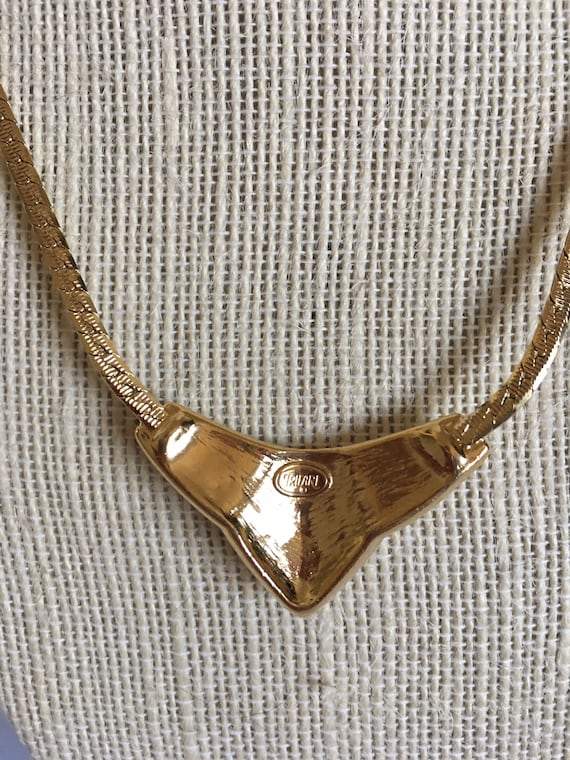 Trifari Textured Gold Chain Cream Color Enamel Collar… - Gem