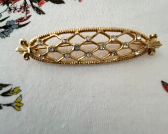 Broche de barra con diamantes de imitación, diseño de celosía abierta, broche/alfiler de estilo victoriano vintage.