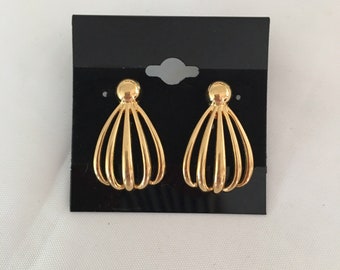 Vintage "Monet” Better Fashion Fan Flair Styled Gold-tone Drop Pierced Earrings Jewelry 1950's