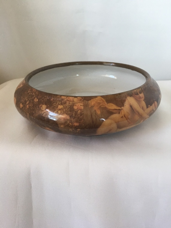 Collectible Lovely Tex Jade Enesco Round Angel Bowl or Trinket Dish 6.5 x 1 34 RARE