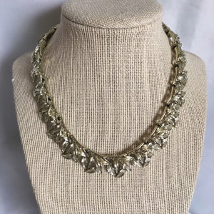 Coro Uniek verzilverd statement geëtst glanzend bladzilver choker kraag ketting sieraden vintage