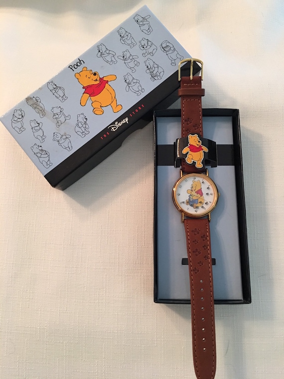 RARE Winnie the Pooh Eating Hunny (honey) and Animated Bees  display picture 2