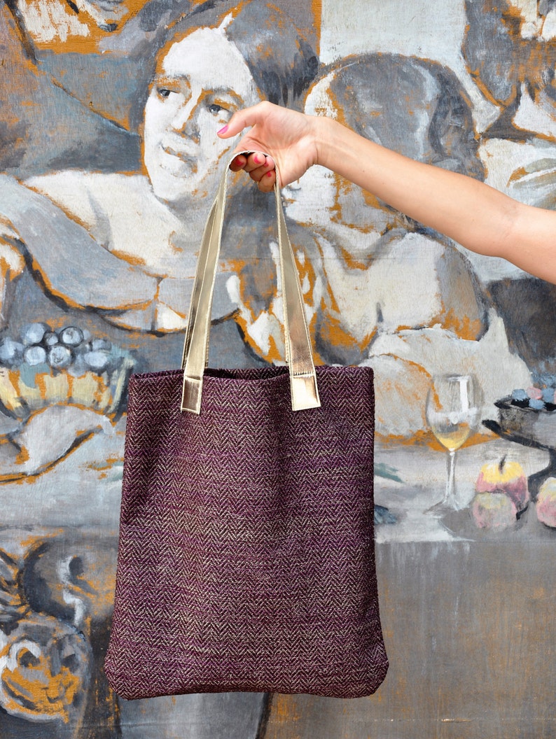 Burgundy boho chic bucket tote bag Shoulder bag for women with Gold straps Vegan tote bag Vintage look
