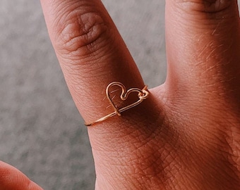 Holly Heart Ring