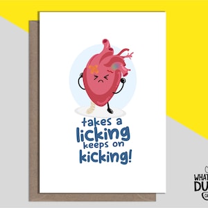 Carte de voeux de guérison faite main drôle et grossière pour une chirurgie à coeur ouvert, un rétablissement, une opération et un pontage par What the Duck