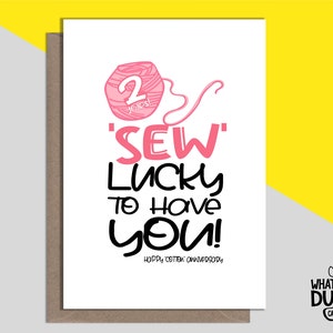 Linda y divertida tarjeta de felicitación de lino hecha a mano para 2 años de aniversario de bodas de algodón de esposa y esposo por What the Duck Cards - LUCKY