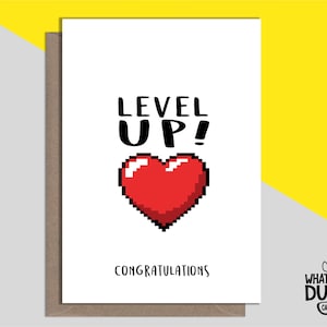 Linda y divertida tarjeta casera de compromiso o mudanza para felicitaciones, matrimonio y boda con What The Duck Cards - LEVEL UP