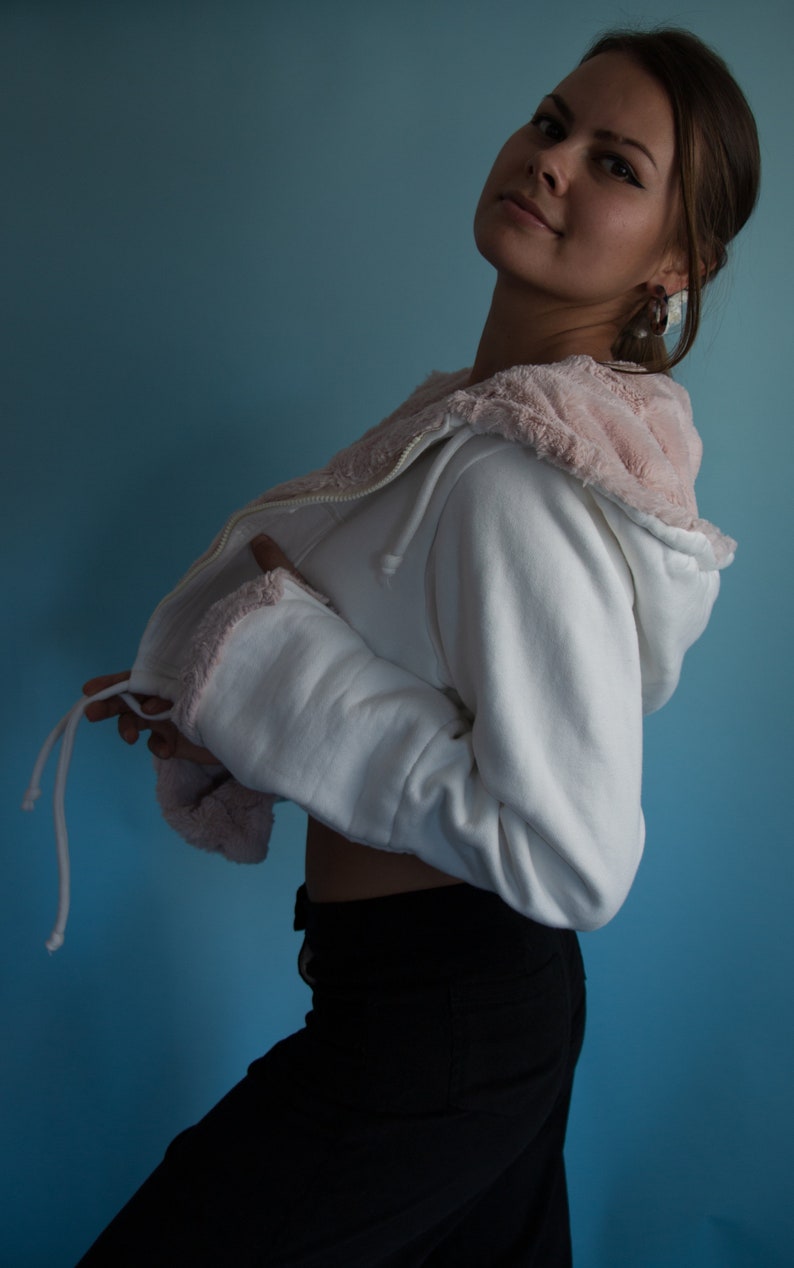 Cropped Hoodie wFaux Fur