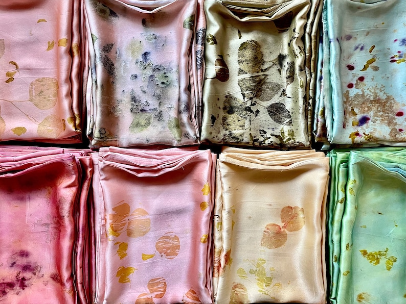 Flora Obscura Silk Pillowcase