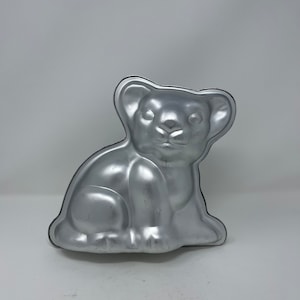 Vintage Lion Cub 3D cake baking mold