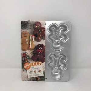 Vintage cake tin / mold from 1992