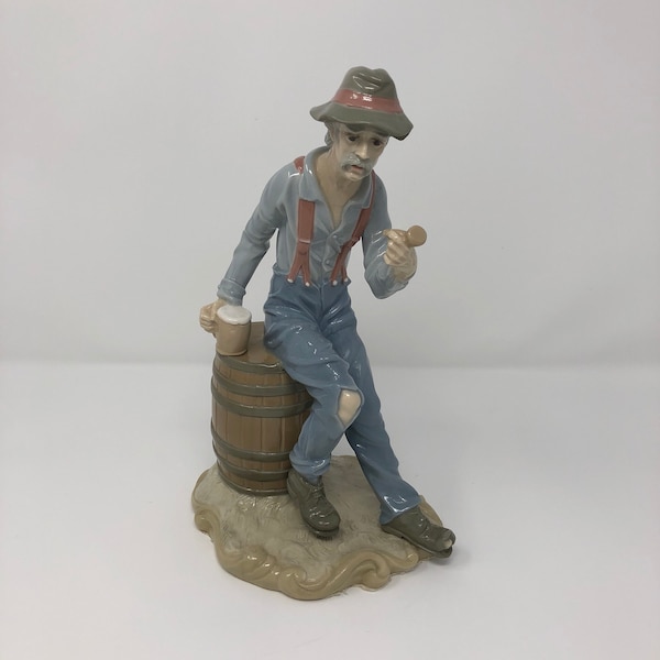 Vintage porcelain figurine by Narco in the 1980s