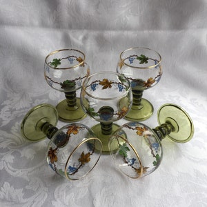 Set of five fabulous wine glasses with autumn design