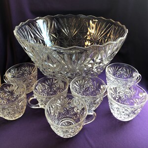 Vintage clear glass punch bowl with 7 punch cups
