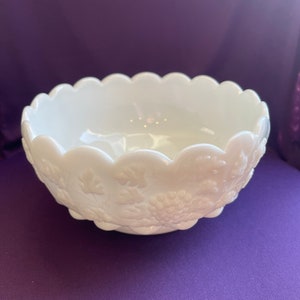 Vintage white milk glass large round bowl, by Westmoreland