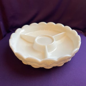 Gorgeous vintage Westmoreland milk glass relish dish (no dip cup)