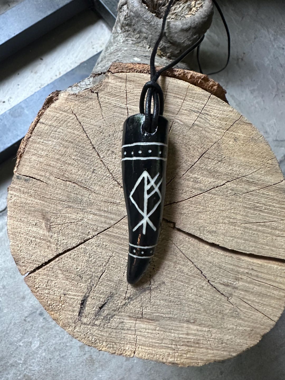 Wolf Rune Bind WOLF BINDRUNE - Genuine Etched Real Deer Antler Nordic Rune Pendant ...
