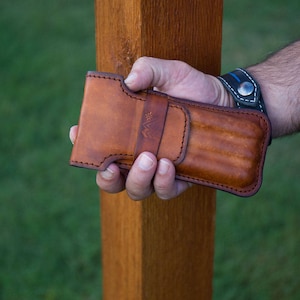 Minimalist Leather Cigar Case