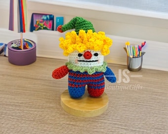 Colorful clown keychain, cute clown keychain, crochet clown keychain, fun gifts, cute gifts, clown gifts