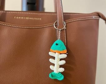 Fish bone crochet keychain, cute crochet keychain, fish bone keychain, fun gifts, friends gifts, marine gifts, cute gifts