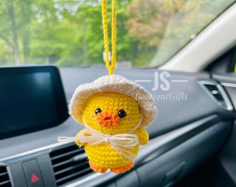 Cute duck wear hat keychain, crochet duck keychain, duck keychain, duck gifts, duck keychain, cute gifts, friend gift, Easter gift
