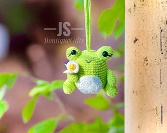 Chubby frog holding white flower, Crochet frog keychain, hanging frog, frog keychain, friend gift, cute gift, frog stuffed, frog gift