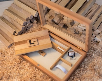 Levated Travel Tray, Weed storage box, Cannabis storage box, Travel weed case, Rolling Tray, Extra tools included, Hand Made