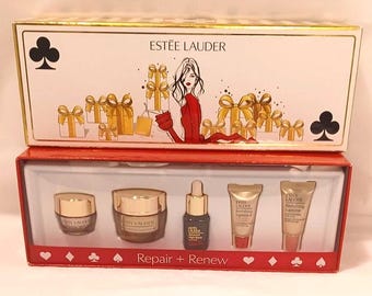 Set regalo Estée Lauder 5 pezzi per la cura della pelle notturna Revitalizing Supreme+ - Campioncini - Nuovo - Vintage