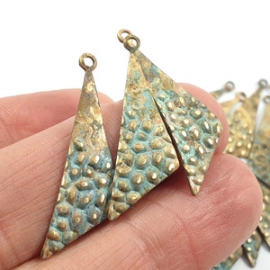 8pcs Triangle wavy charms Rustic vintage patina 1 Hole Earring findings handmade jewelry DIY Boho Bohemian vintage jewelry component 662A