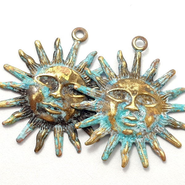 10pcs Raw brass sun necklace charms Bracelet sun bead 1 loop Organic blue green patina for Jewelry handmade Boho maker DIY 802