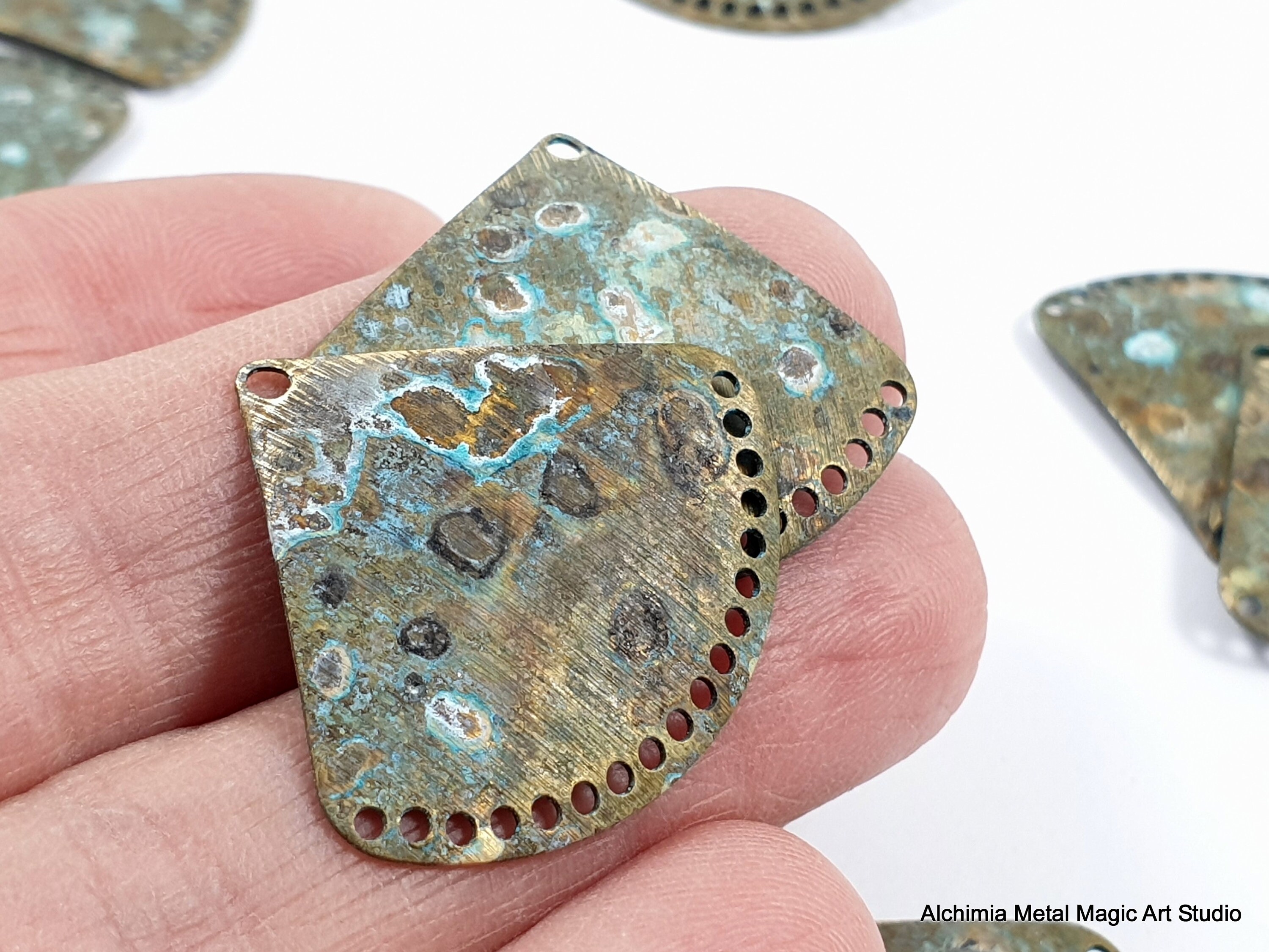 4ps Jewelry Solid Brass Patina Charms Textured Oval Connector 1 Hole  Verdigris Blue Patina Jewelry Unique Handmade Design Boho Supply 314A 