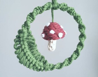 Small fern and mushroom crown, macramé, decoration, cotton rope